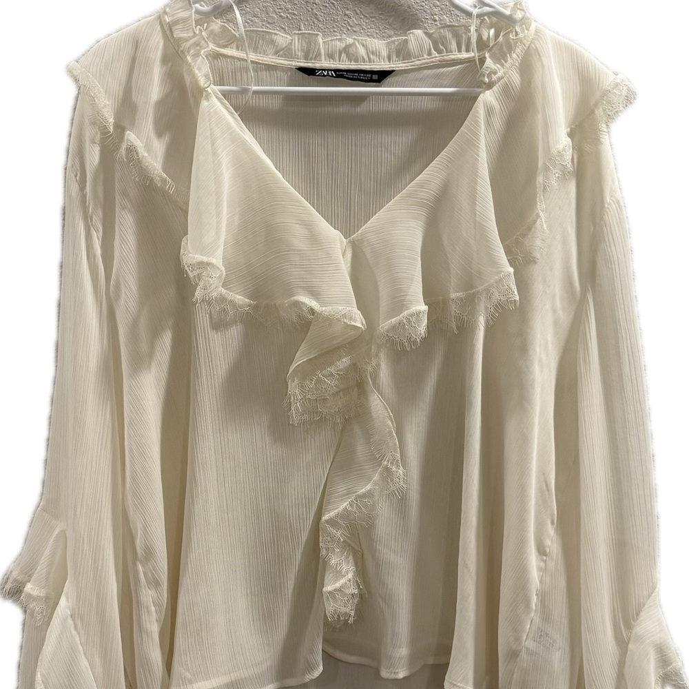 Zara Ivory Ruffled Blouse